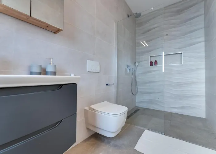 Villa Luxury With A Pool, Panoramic Sea View, - By Traveler Tourist Agency Krk Id 2406 *